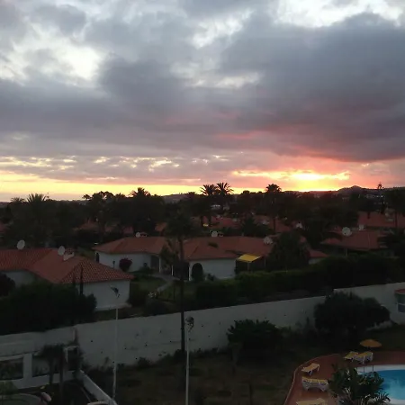 With A View - Playa Del Ingles, Taidia Apartmán